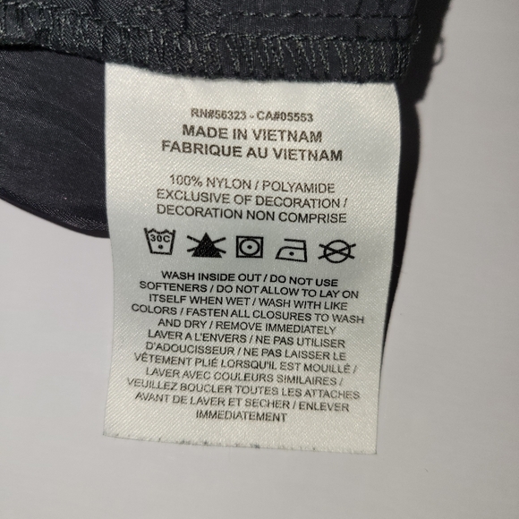 NikeMen's Club Flow Checker Logo Shorts - Picture 5 of 5